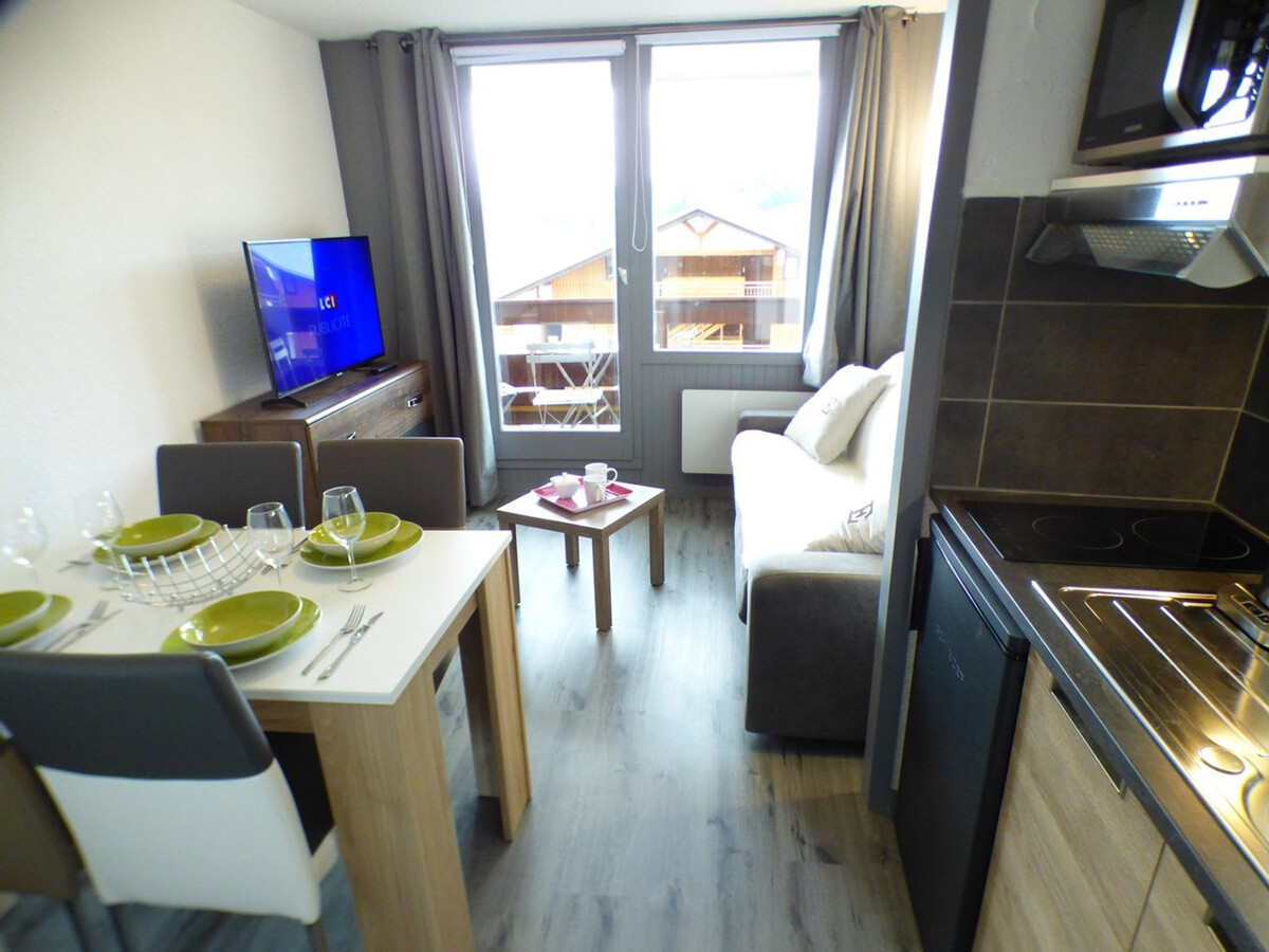 Studio cabine 4 pers. aux Saisies, balcon sud-est - Photo 2