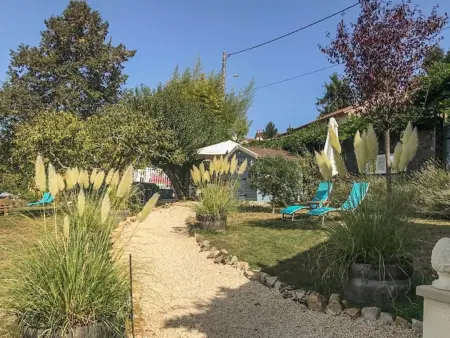 Maison avec piscine privée et véranda vue vallée à Villefranche-du-Périgord : photo 9