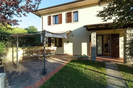 Location villa à Lonnano, Villa à Lonnano avec piscine