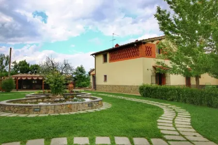 Location gite à Bucine, Ferme tranquille à Bucine