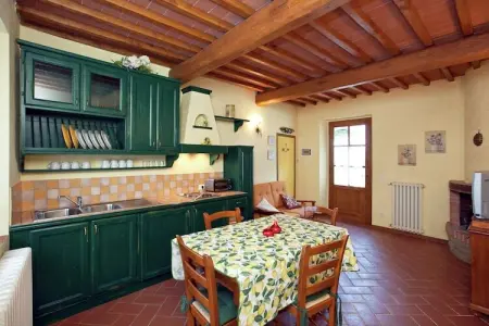 Villa Clemacine, gîte 6 personnes aux portes de la Toscane : photo 4