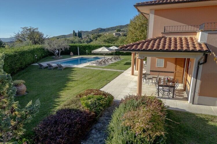 Villa Loro Ciuffenna : 5 chambres, piscine privée, vue Toscane - Photo 3