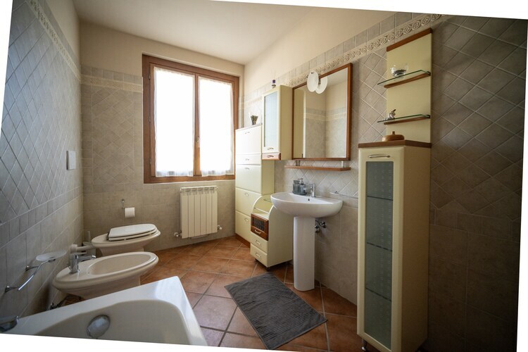 Villa Loro Ciuffenna : 5 chambres, piscine privée, vue Toscane - Photo 35
