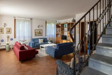Villa Loro Ciuffenna : 5 chambres, piscine privée, vue Toscane : photo 15