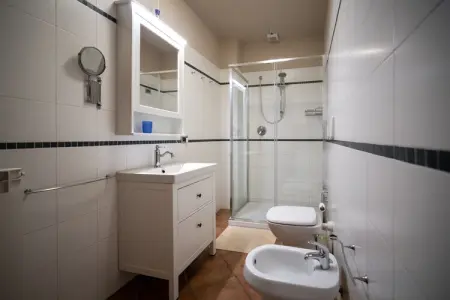 Villa Loro Ciuffenna : 5 chambres, piscine privée, vue Toscane : photo 37