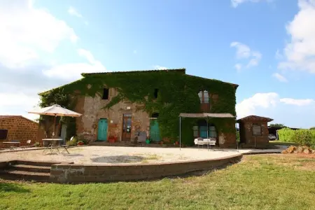 Ferme 6 pers. à Sorano avec piscine et terrasse : photo 9