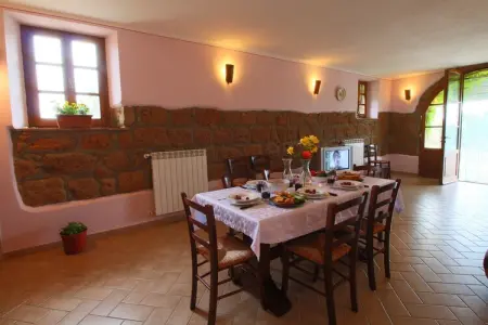 Ferme 6 pers. à Sorano avec piscine et terrasse : photo 12