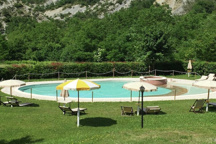 Rosa Gialla, maison rustique en vallée avec piscine - Photo 21