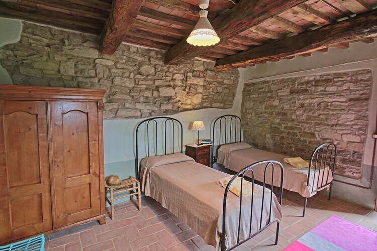 Maison Nicchio di Rosa - Piscine et jardin à Apecchio - Photo 18