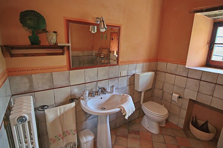 Maison Nicchio di Rosa - Piscine et jardin à Apecchio - Photo 25