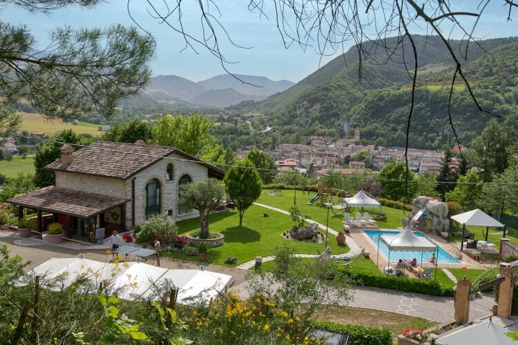 Maison 6 personnes avec piscine à Cagli - Photo 1