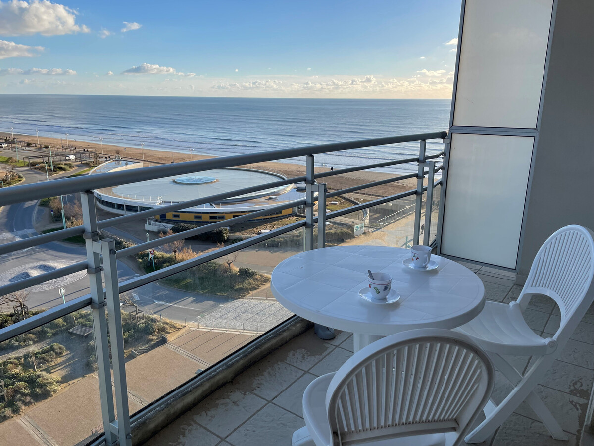 Studio 7e étage, vue mer 180°, à 50m de la plage - Photo 16