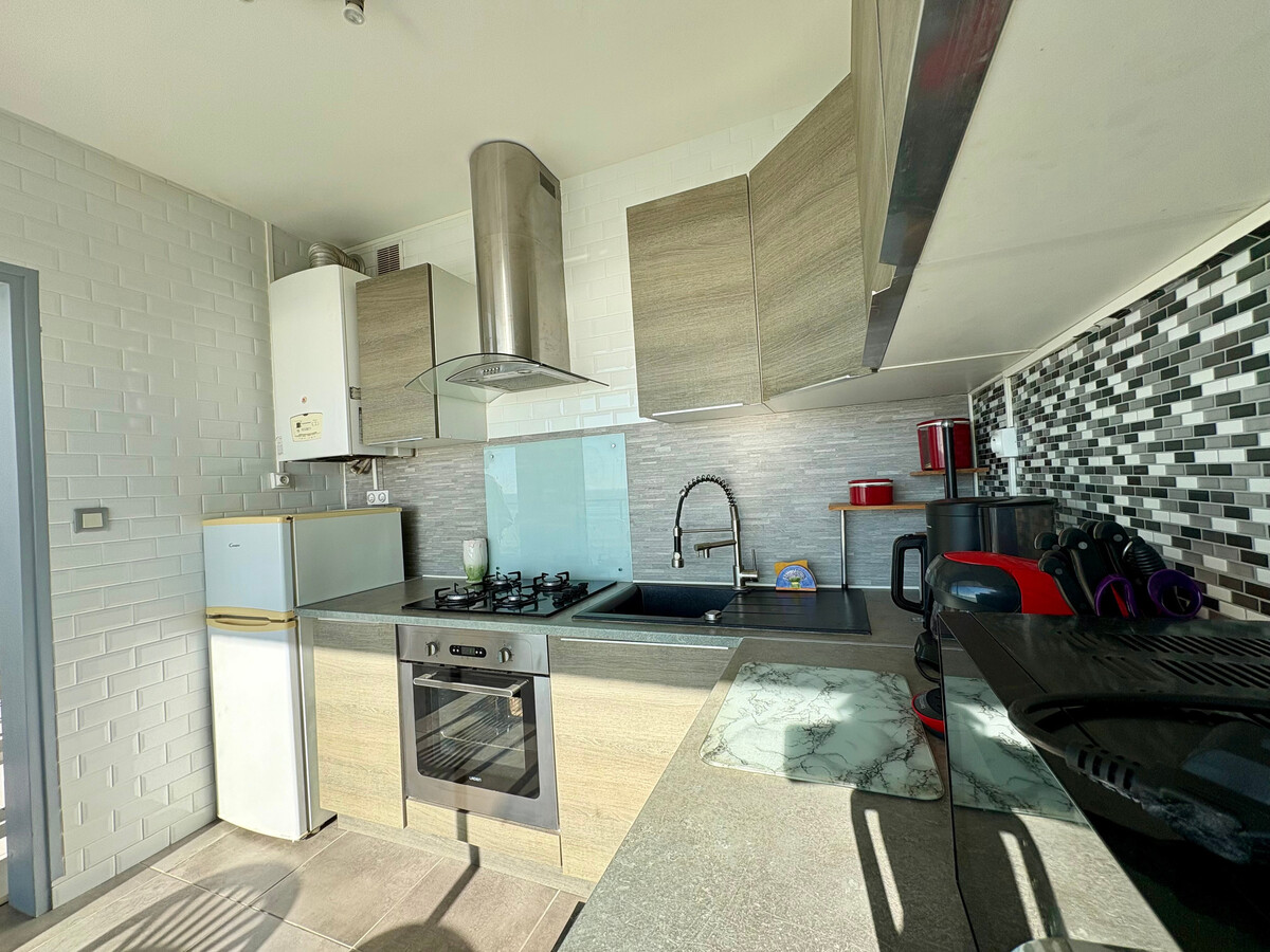 Studio lumineux 30m² avec alcôve, grand balcon face mer - Photo 4