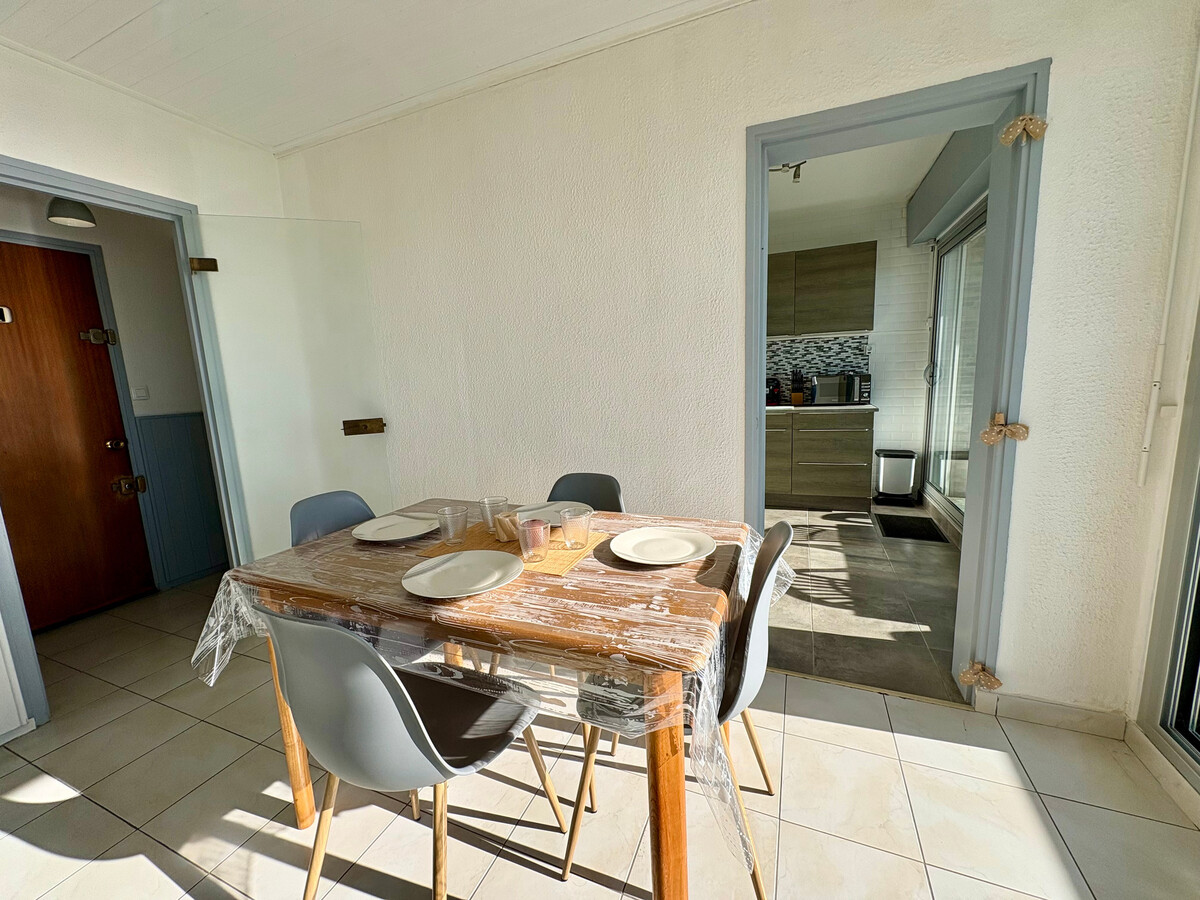 Studio lumineux 30m² avec alcôve, grand balcon face mer - Photo 12