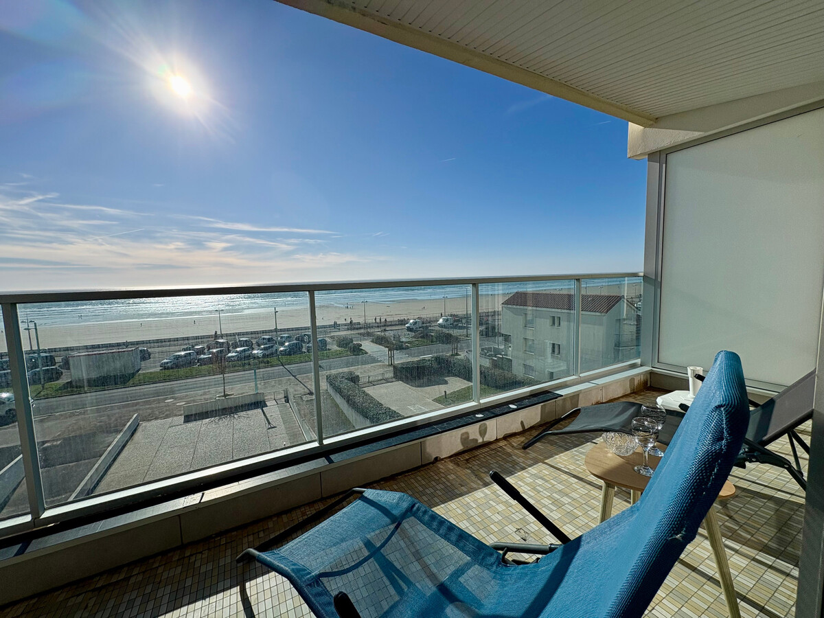 Studio lumineux 30m² avec alcôve, grand balcon face mer - Photo 13