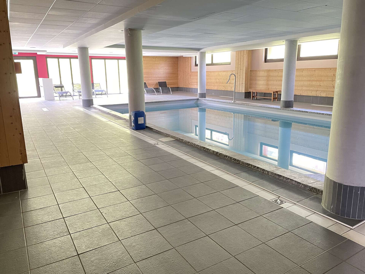 Appartement 2P cabine Risoul 1850, piscine et sauna - Photo 15