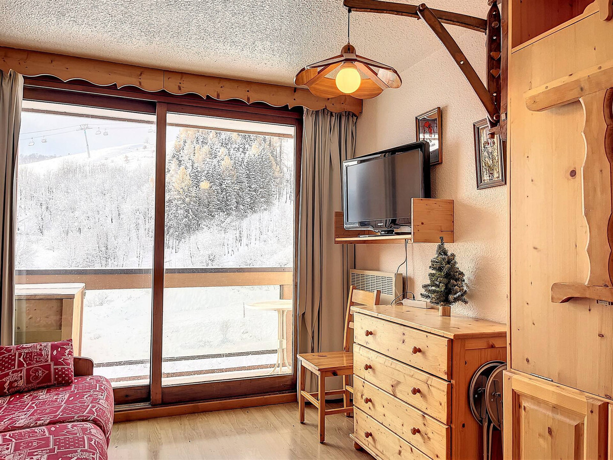 Studio 22m² aux pieds des pistes, balcon sud - Photo 3