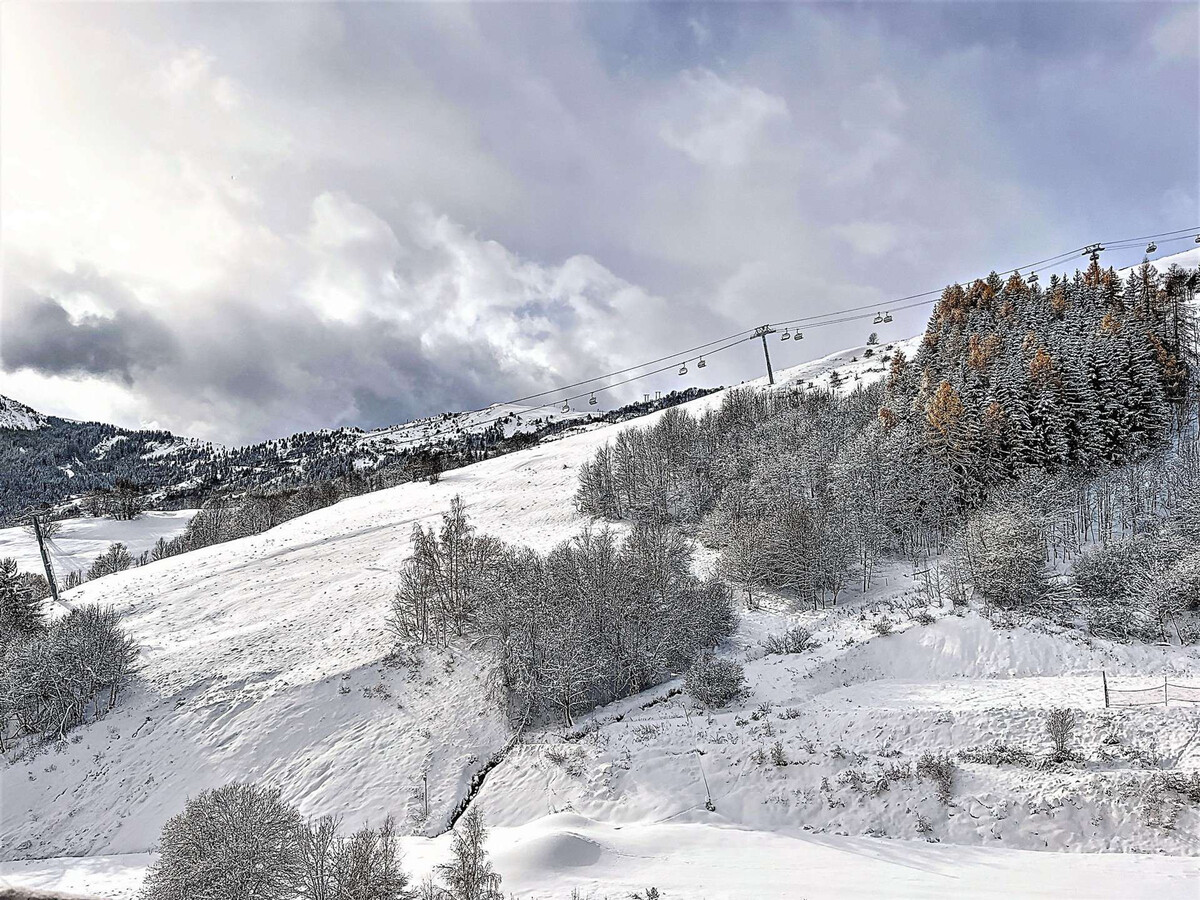 Studio 22m² aux pieds des pistes, balcon sud - Photo 12