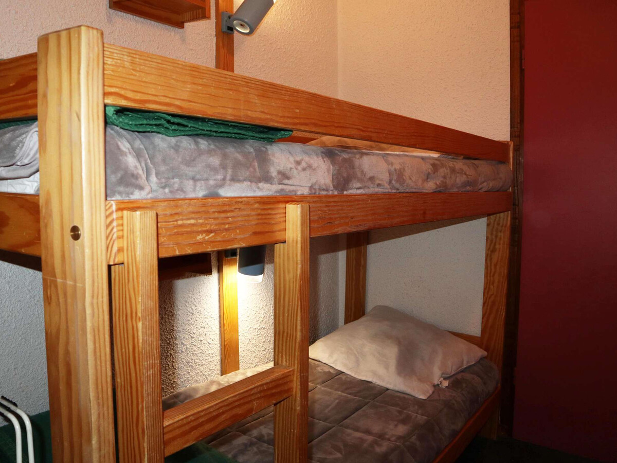 Studio 4 pers aux Orres, balcon face aux pistes - Photo 6