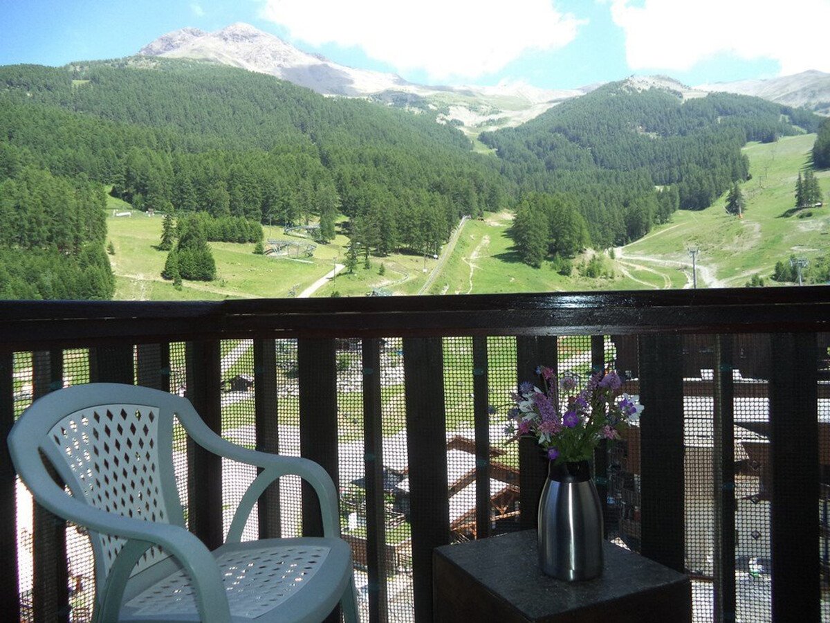 Studio 4 pers aux Orres, balcon face aux pistes - Photo 7