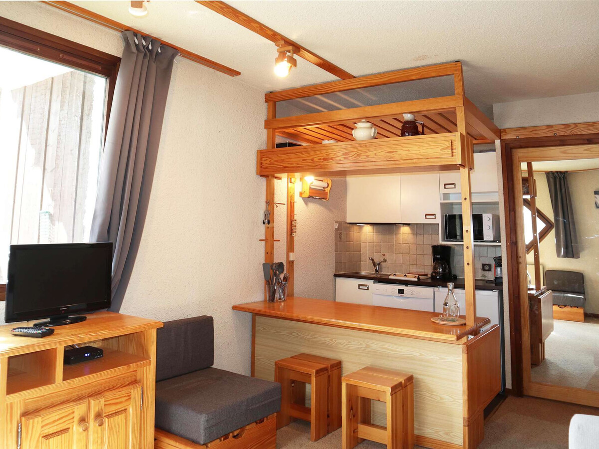 Studio 6 pers avec balcon vue pistes aux Orres 1650 - Photo 2