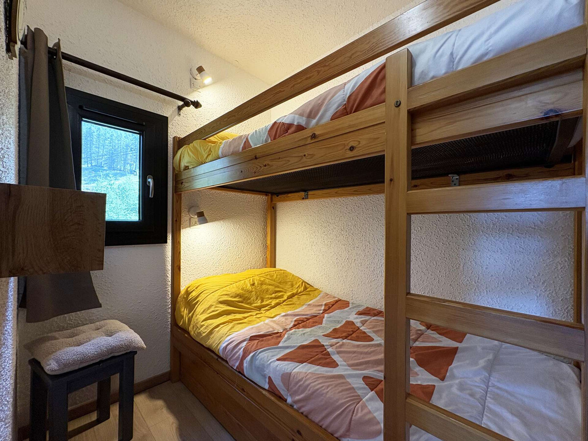 Grand studio 6 pers aux Orres, balcon Sud proche pistes - Photo 6