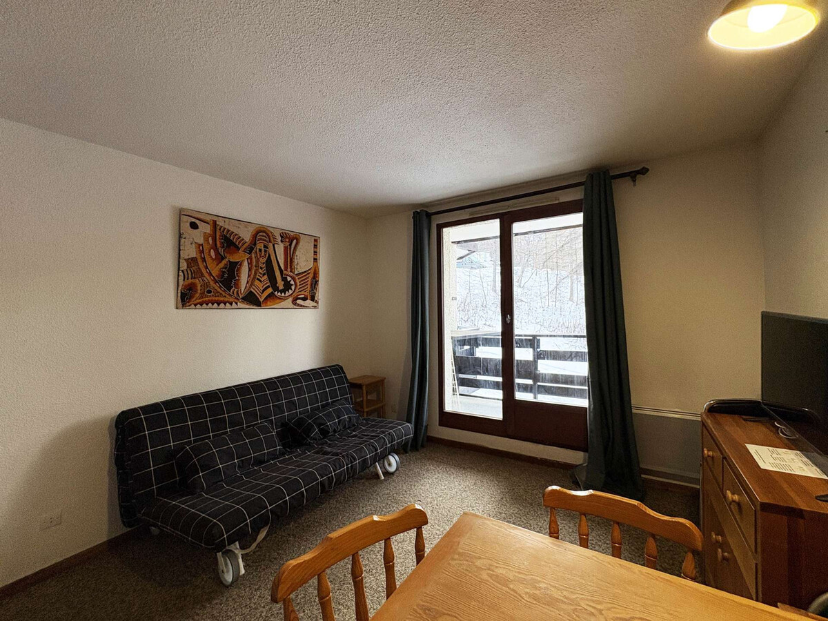 Studio 4 pers aux Orres, balcon sud, skis aux pieds - Photo 2