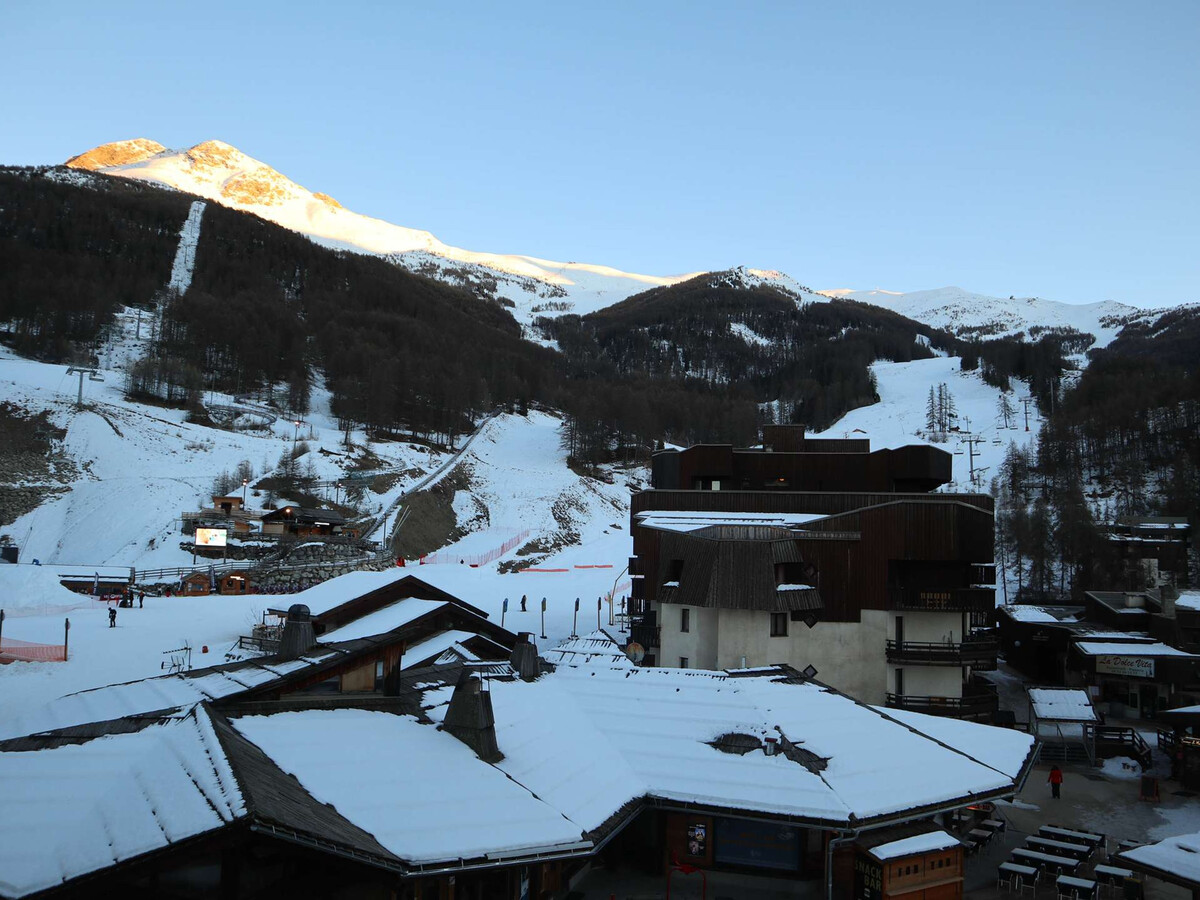 Studio 4 pers aux Orres avec balcon vue pistes - Photo 8