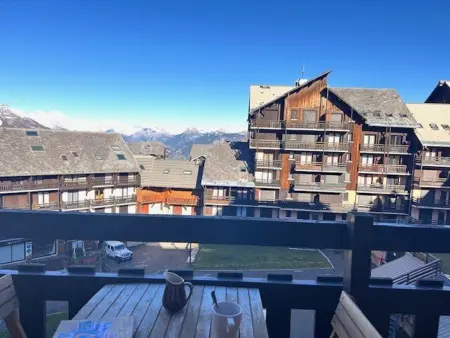 Studio 4 pers. accès direct pistes à Risoul, balcon vue sommets : photo 13
