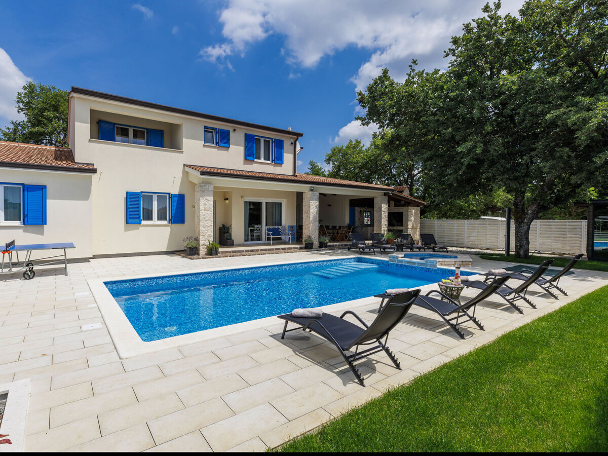 Villa Augusta avec piscine privée près de Žminj - Photo 7