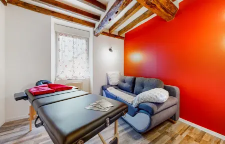 Maison pierre 6 personnes avec jacuzzi à Neuilly-le-Vendin : photo 5