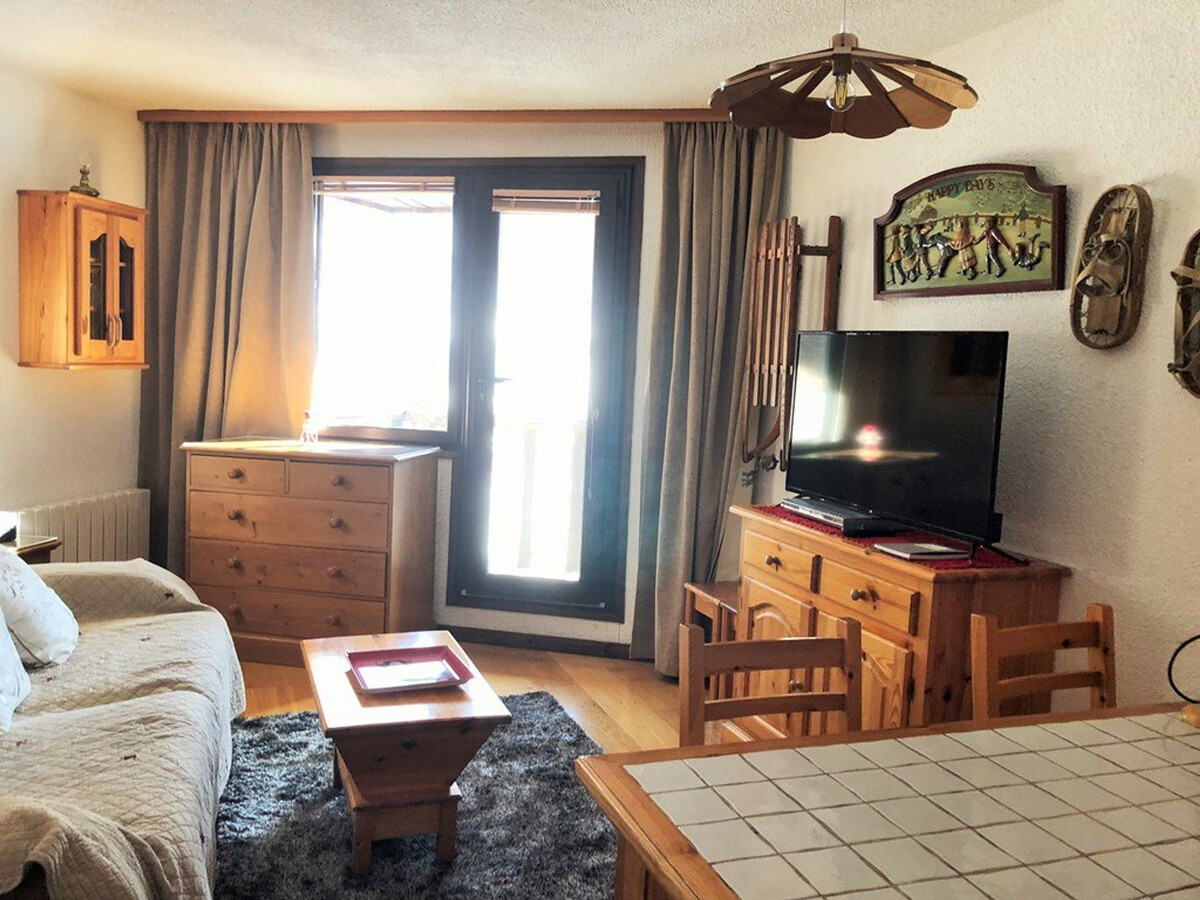 Studio montagne aux Orres, skis aux pieds, balcon sud - Photo 2