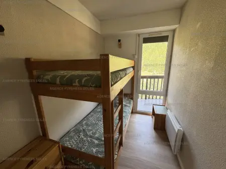 F2 cabine pieds des pistes aux Angles avec balcon : photo 8