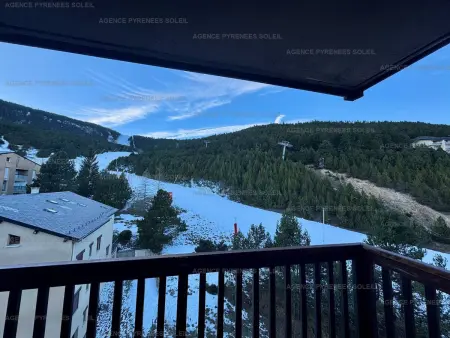 F2 cabine pieds des pistes aux Angles avec balcon : photo 9