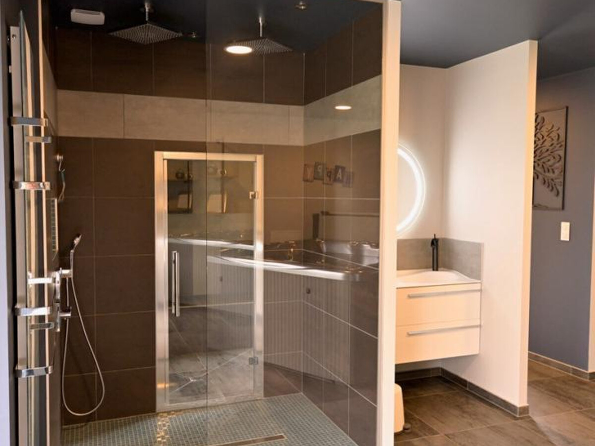 Loft industriel Spa, Sauna, Hammam – Marigny-Marmande - Photo 24