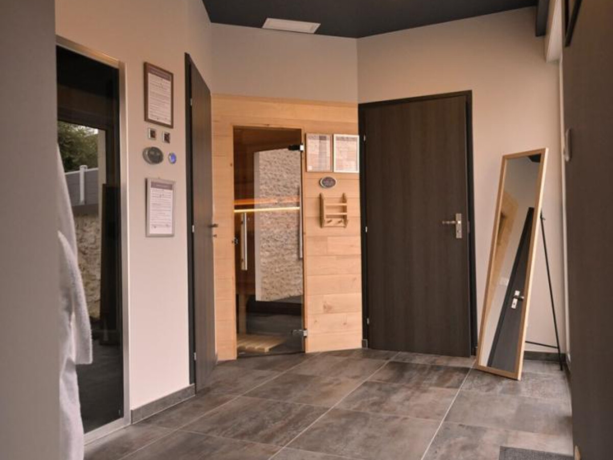 Loft industriel Spa, Sauna, Hammam – Marigny-Marmande - Photo 25