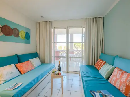 Location appartement à Saint Raphaël, Studio cosy au cœur de Cap Esterel avec balcon et accès piscines
