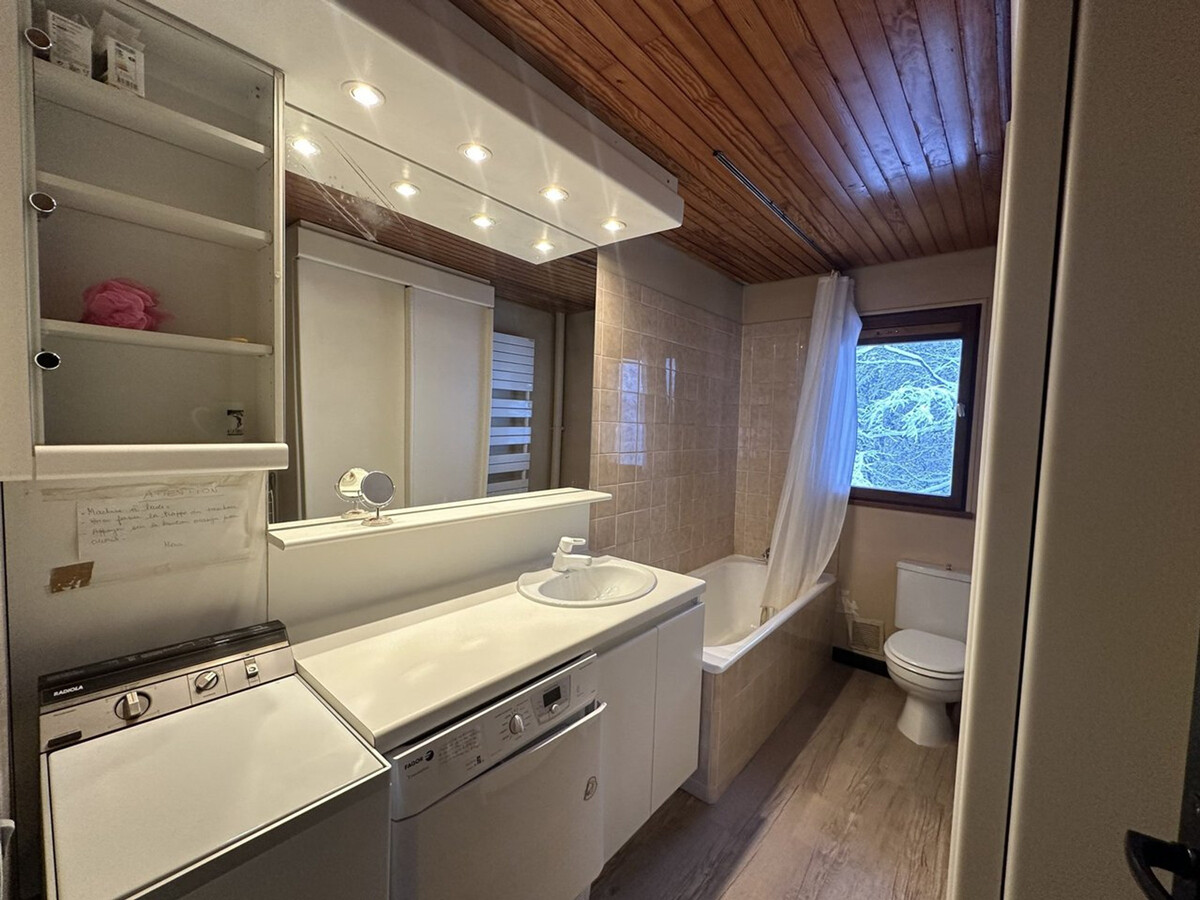 Duplex 100m² 9 personnes, centre Les Carroz, balcon sud - Photo 9