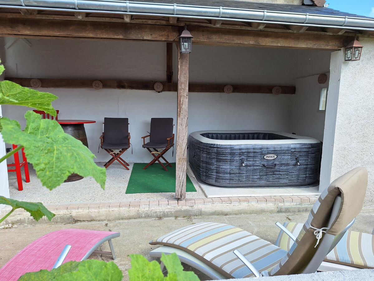 Gîte familial 6 pers. en Berry avec spa et jardin - Photo 12