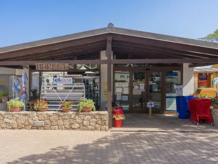 Camping Village Baia Blu La Tortuga, Location Maison 6 personnes à Vignola Mare - Photo 18