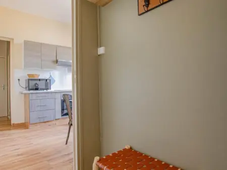 Appartement rénové 2 pers. à Sainte-Savine, parking inclus : photo 5
