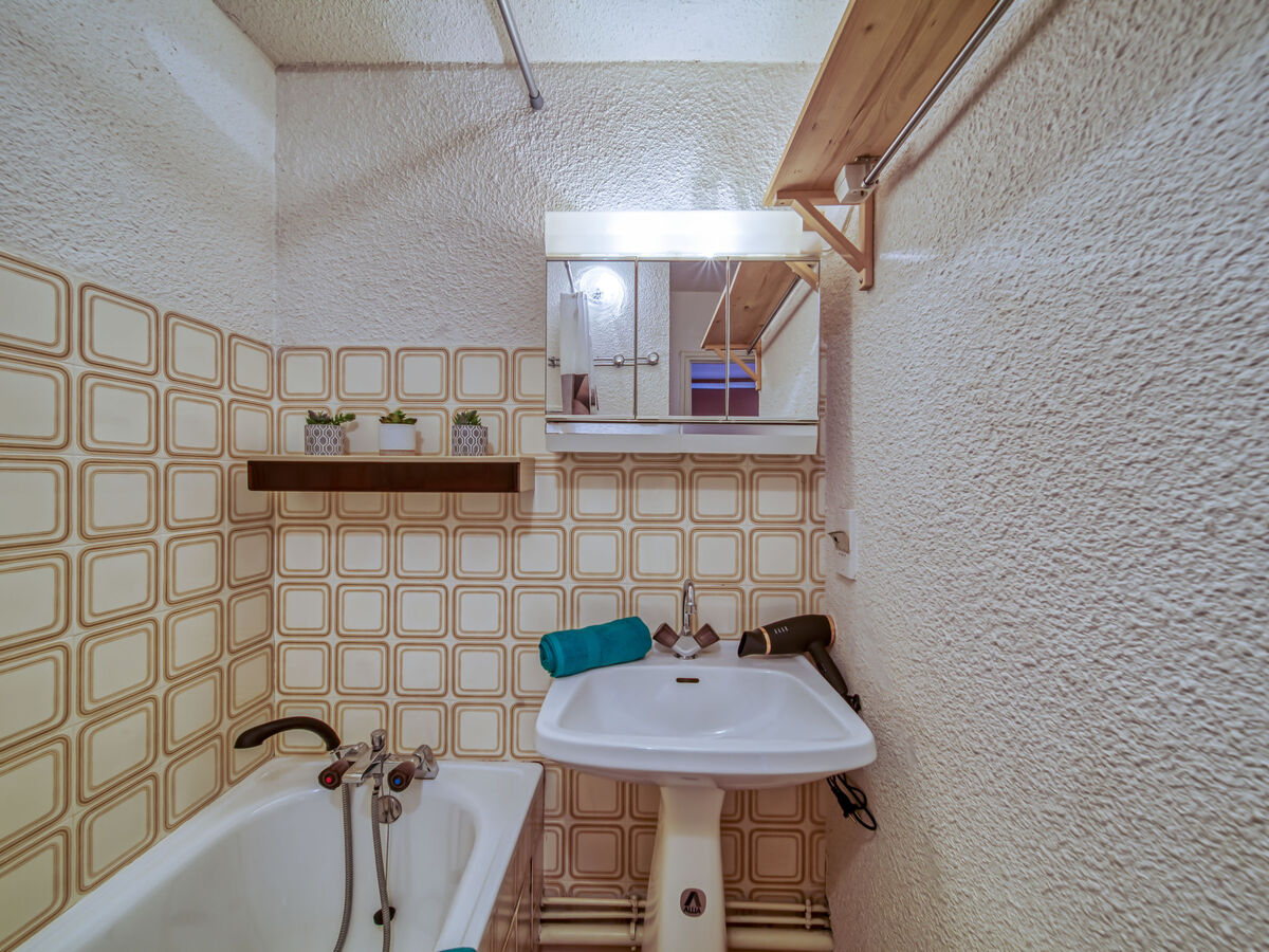 Studio Ariane avec balcon sud et vue pistes - Photo 14