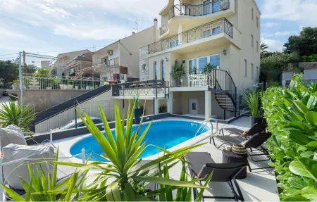 Location appartement à Podstrana