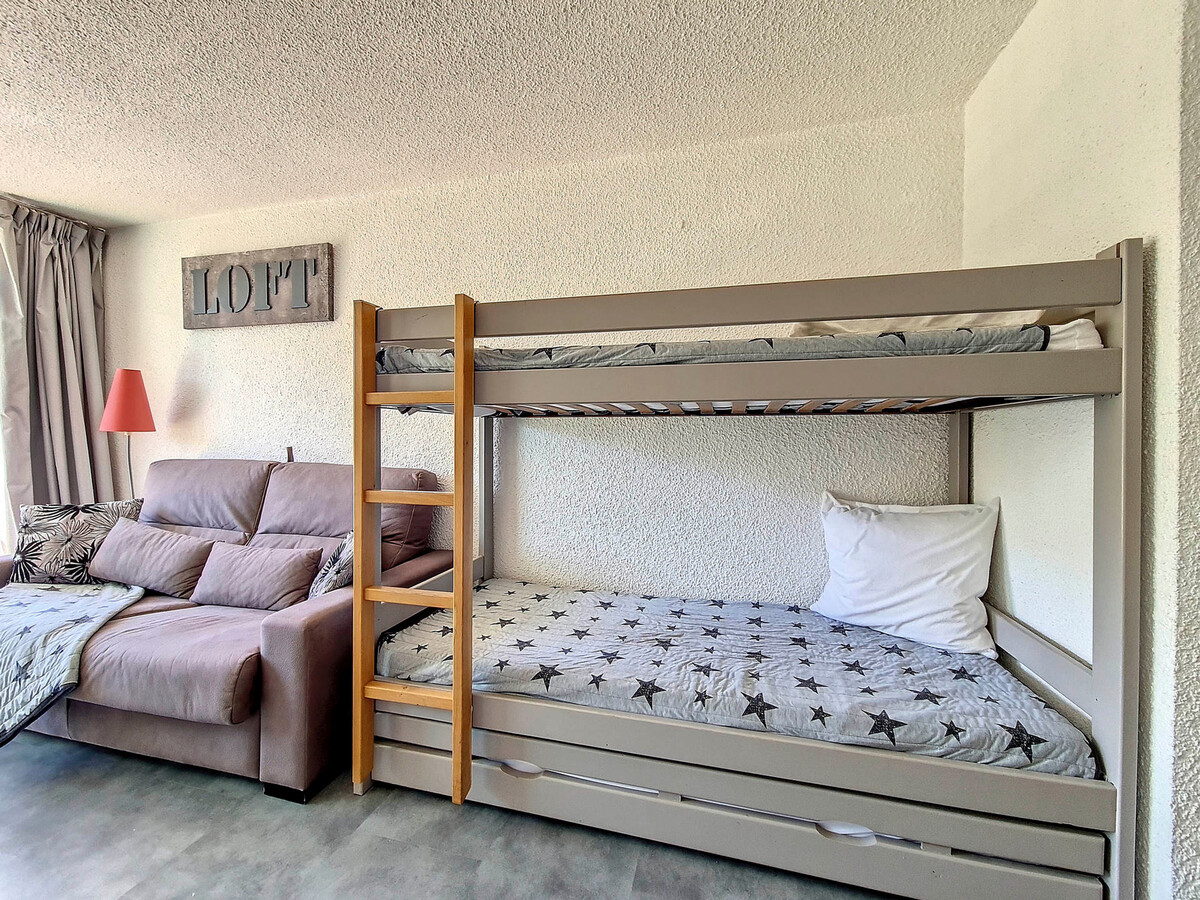 Studio 24m² aux Menuires, balcon sud, pied des pistes - Photo 4