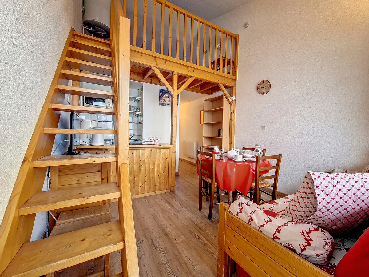 Appartement mezzanine 30m² aux Menuires avec parking - Photo 2