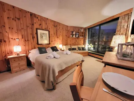 Location appartement à Courchevel 1850, Studio confortable à Courchevel 1850 avec balcon et parking