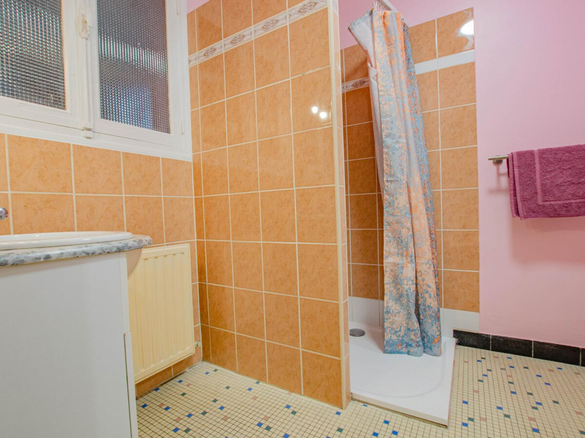 Gîte plain-pied 5 pers. à Bertignolles : jardin, trampoline, garage - Photo 14