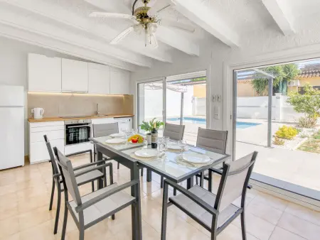 Villa Montgrí – Maison 6 pers. piscine à Empuriabrava : photo 5