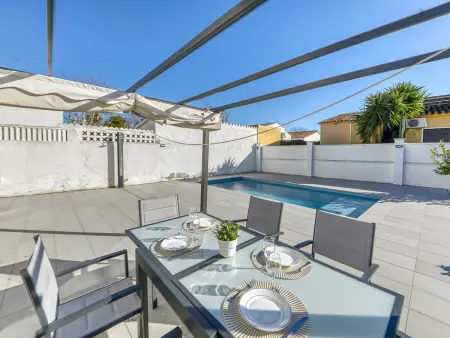Villa Montgrí – Maison 6 pers. piscine à Empuriabrava : photo 30