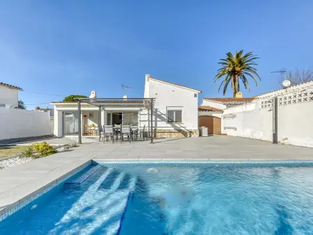 Villa Montgrí – Maison 6 pers. piscine à Empuriabrava : photo 32